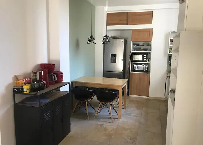 Tres Bel Appartement T3 Proche Place Castellane Avec Vue Et 2 Chambres