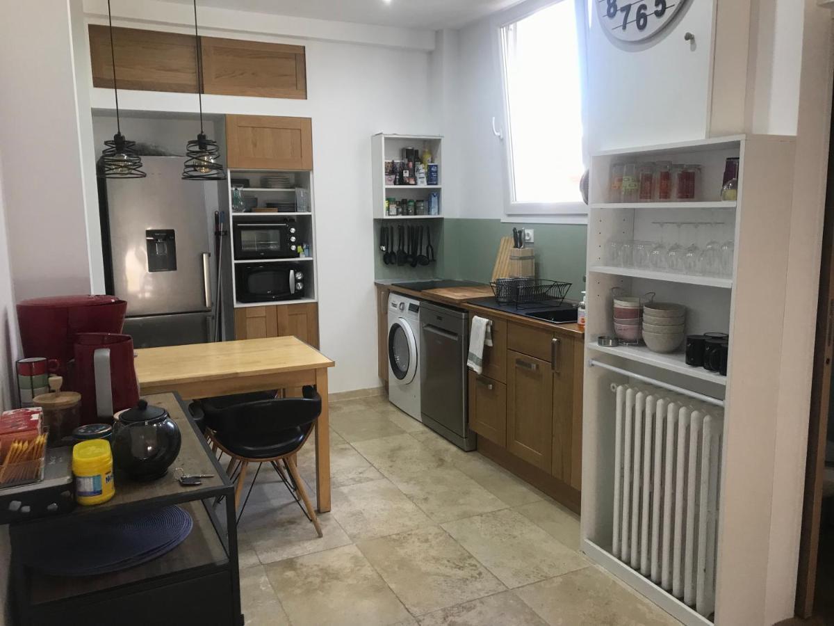Tres Bel T3 Proche Place Castellane Avec Vue Et 2 * Marseilles